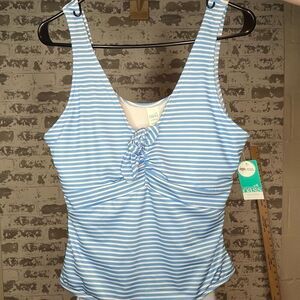 Outdoor oasis | women nwt stripped one piece swimsuit